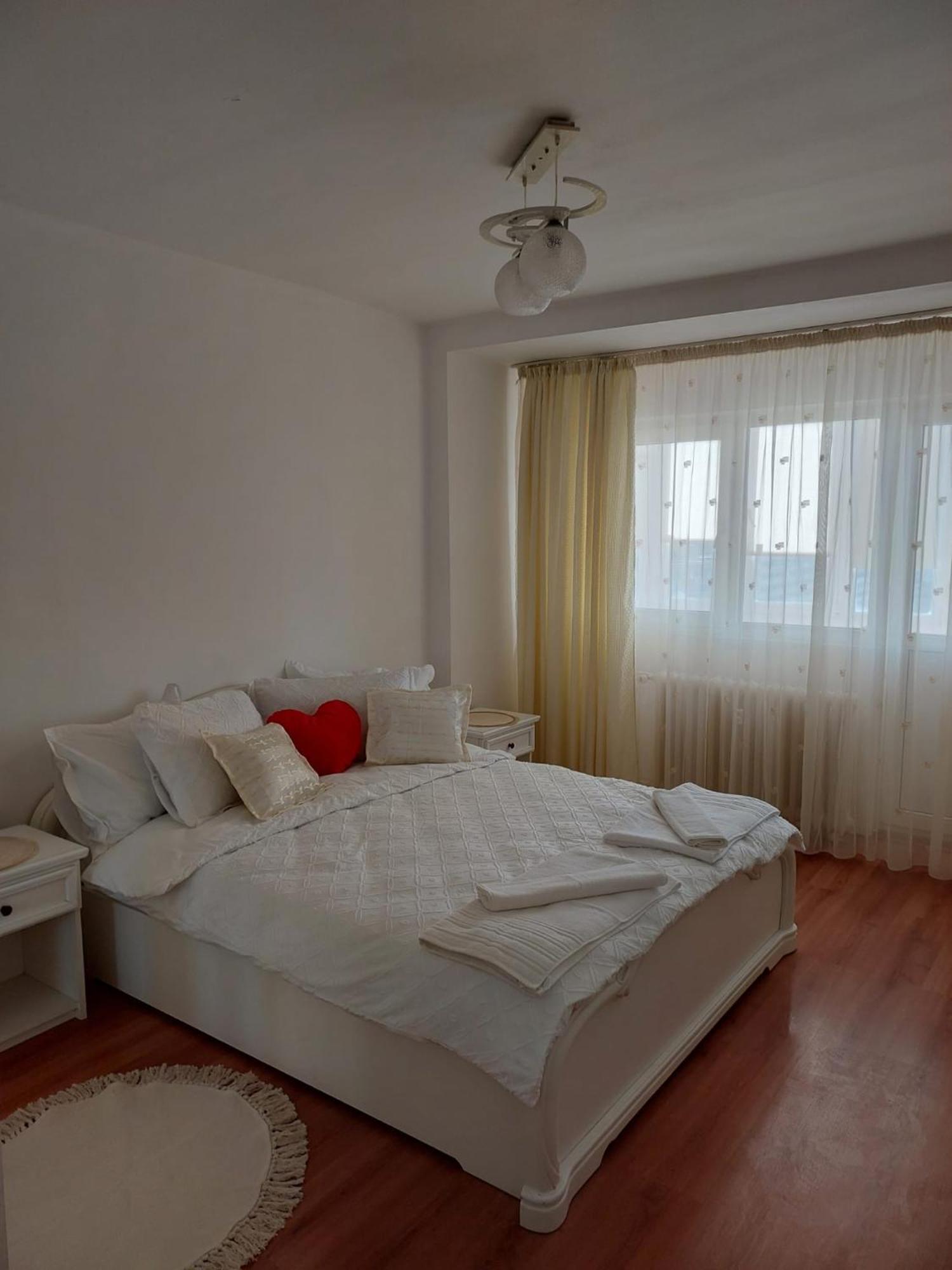 Panorama Mega Apartament Pantelimon Bukarest Exterior foto